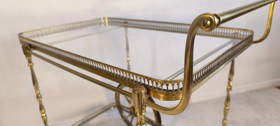 Image 1 of 😍✨ Prachtige serveerwagen op wielen van messing en glas van Maison Baguès - Hollywood Regency, jaren 50 ✨😍
