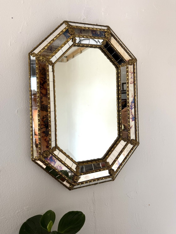 Image 1 of Vintage Octagonal mirror with gold rim ‘80s