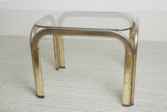Image 1 of Messing-goudkleurige chromen glazen bijzettafel, vintage mid-century modern accenttafel, nachtkastje, jaren 70