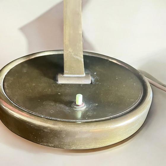 Image 1 of Lámpara de escritorio Kaiser Leuchten-Christian Dell modelo 6751-Bauhaus de latón, ca. 1930.