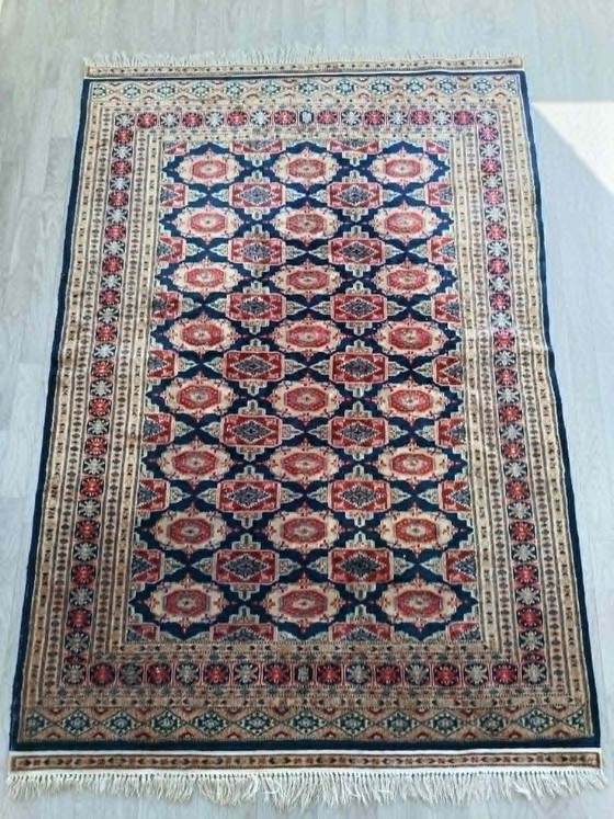 Image 1 of Alfombra pakistaní hecha a mano