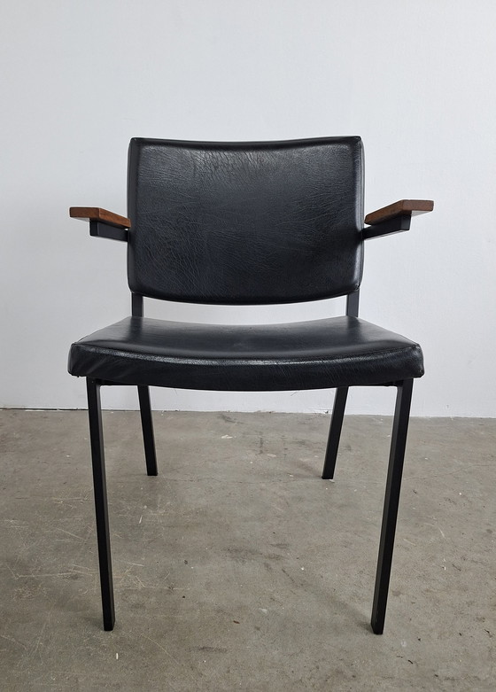 Image 1 of Mid century fauteuil Spectrum teakhouten armleggers 