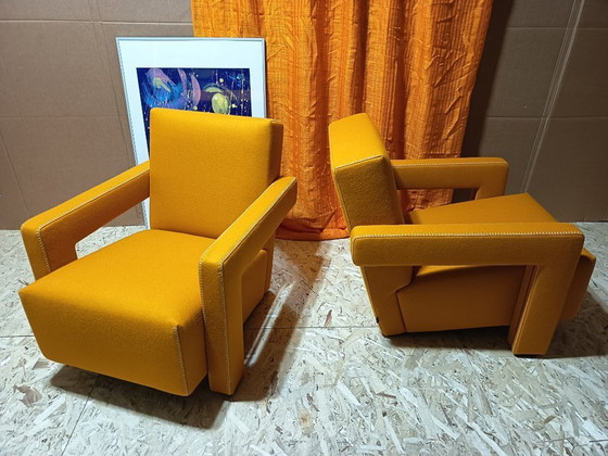 Image 1 of CASSINA Paire de fauteuils Utrecht 637 NEUF 2026 en laine KVARD Moutarde par Gerrit Rietveld