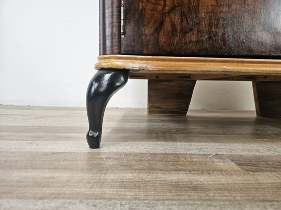 Image 1 of Mahagoni-Maser-Frisierkommode mit weißer Marmorplatte