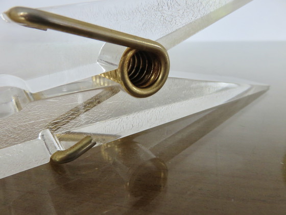 Image 1 of Lucite wasknijper, XXL, posthouder, fotohouder, jaren 70