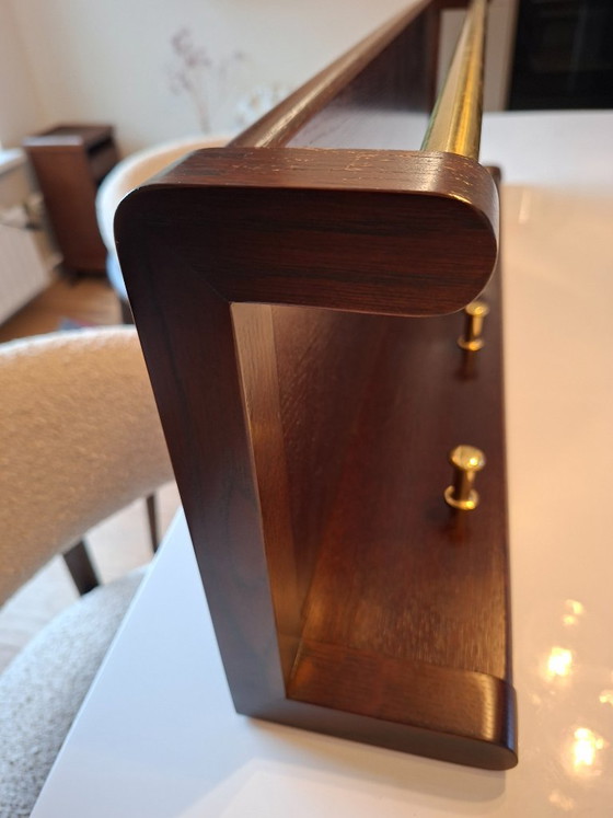 Appendiabiti da parete in legno scuro e ottone, Marrone, Mid Century Modern (foto 7 di 9)