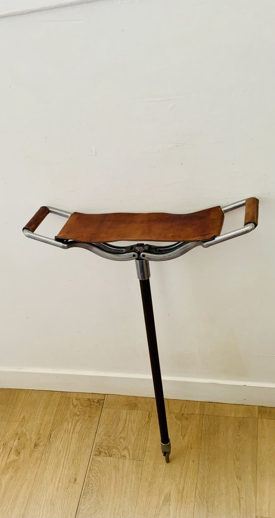 Antique embossed leather cane seat - wood and brass rivets – Decorative Objects (photo 3 of 15)