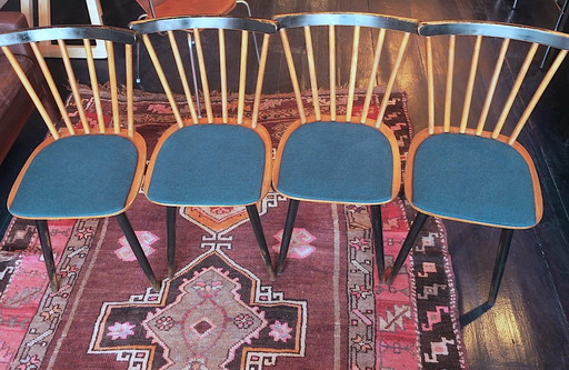 Ensemble de 4 chaises de salle à manger à pieds évasés et sièges bleu pétrole, années 1960