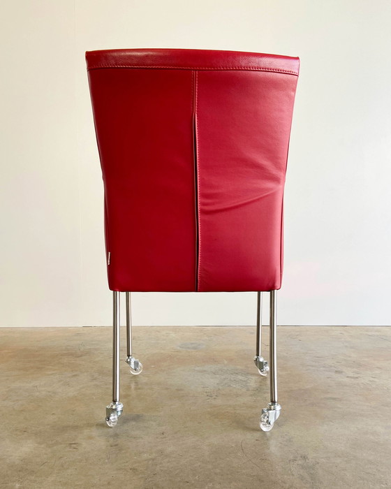 Image 1 of 6x Bert Plantagie Arc Eetkamerstoel Rood Met Wieltjes
