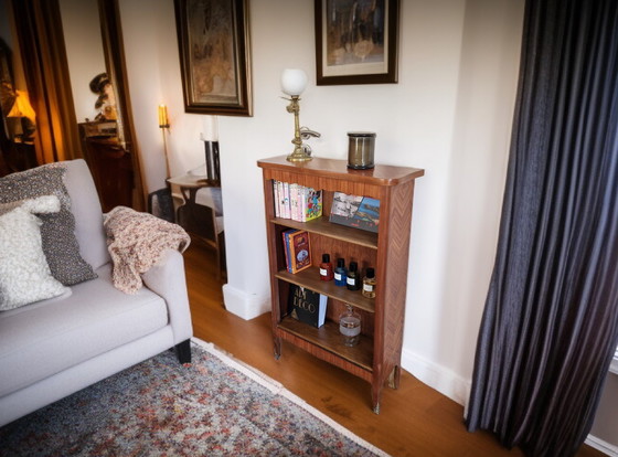 Image 1 of Bibus en marquetería de palisandro, estilo Transición - Mediados del siglo XX