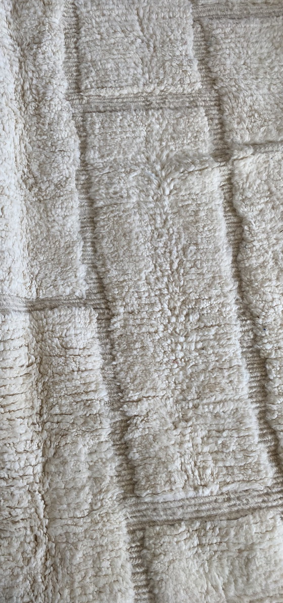 Image 1 of Authentiek Handgeknoopt Berber Tapijt uit het Atlasgebergte – Tijdloze Marokkaanse Warmte (317 x 210 cm)