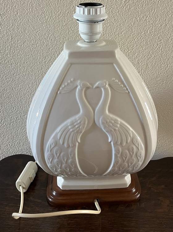 Image 1 of Vintage lampvoet met pauwen