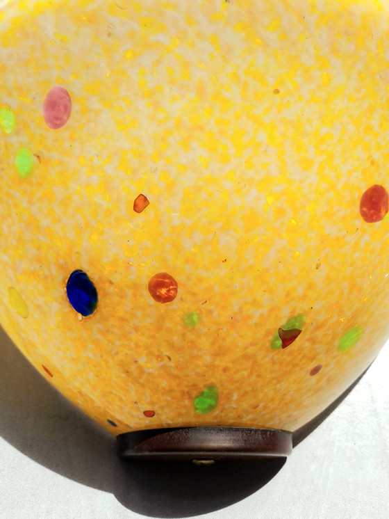 Image 1 of gekleurde glazen wandlamp