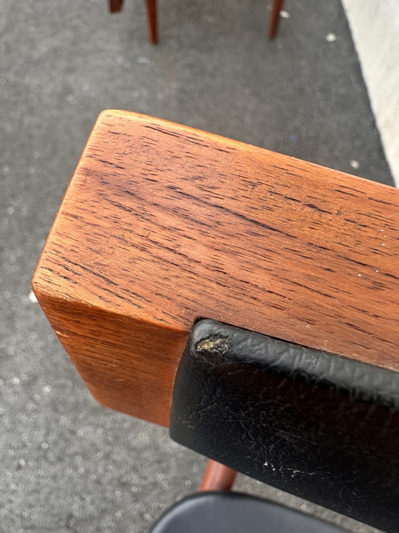 Image 1 of Set van 4 Scandinavische teakhouten stoelen van Hans Olsen voor Frem Røjle – Denemarken, jaren 60