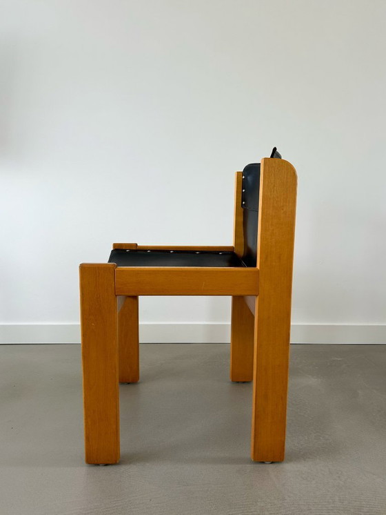 Image 1 of 4 sillas Ibisco Italia 1970 Cuero negro y madera