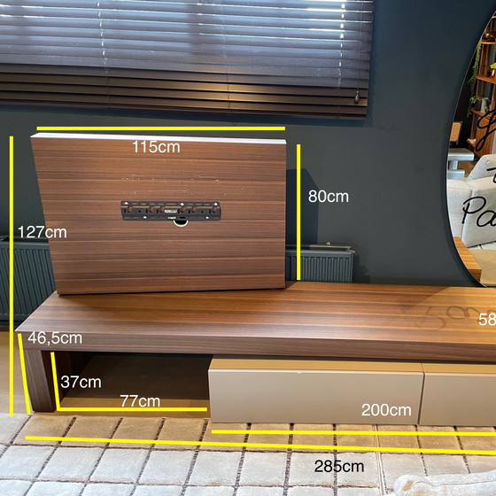 Image 1 of Porro Modern TV cabinet