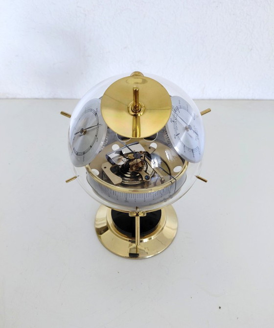 Image 1 of Huger Zestiger jaren space age weerstation 