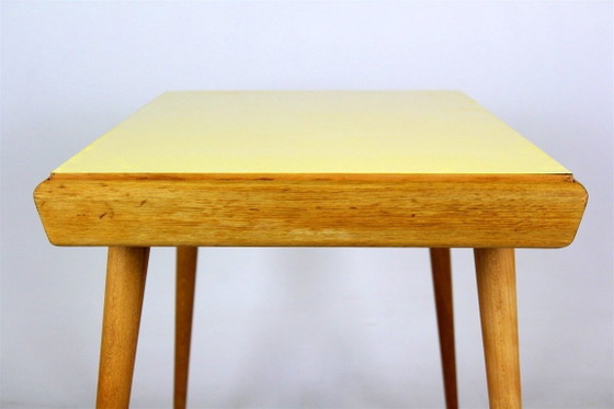 Couchtisch mit doppelseitiger Formica-Platte von Interier Praha, ehemalige Tschechoslowakei, 1960er Jahre (photo 11 of 22)