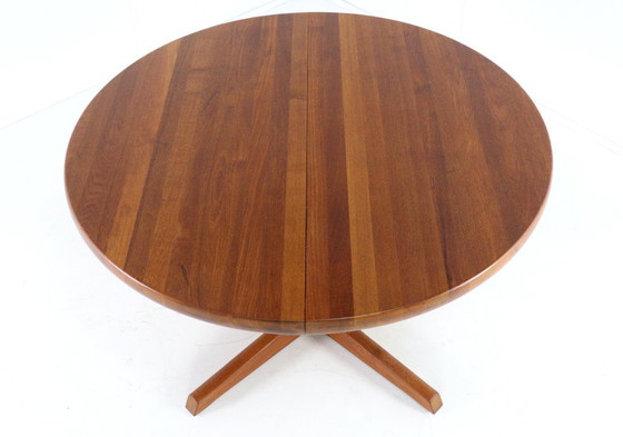 Image 1 of Gudme round 2x extendable dining table 'Slumstrup' vintage Danish design