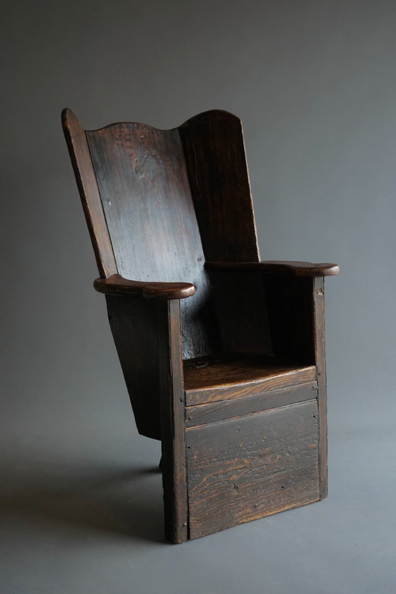 Image 1 of Chaise d'agneau ancienne en pin gallois, datant des années 1820