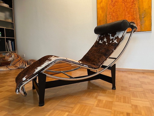 LC 4 Cassina Chaise Longue by Corbusier