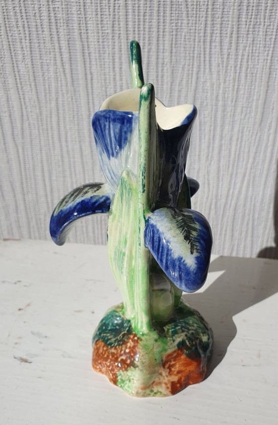 Image 1 of Shorter&Sons Staffordshire vase IRIS hand painted