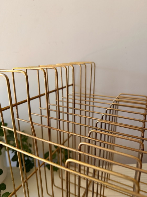 Portadischi vintage a forma di cubo Mid-Century, Oggetti decorativi, Metallo, Dorato (foto 4 di 6)