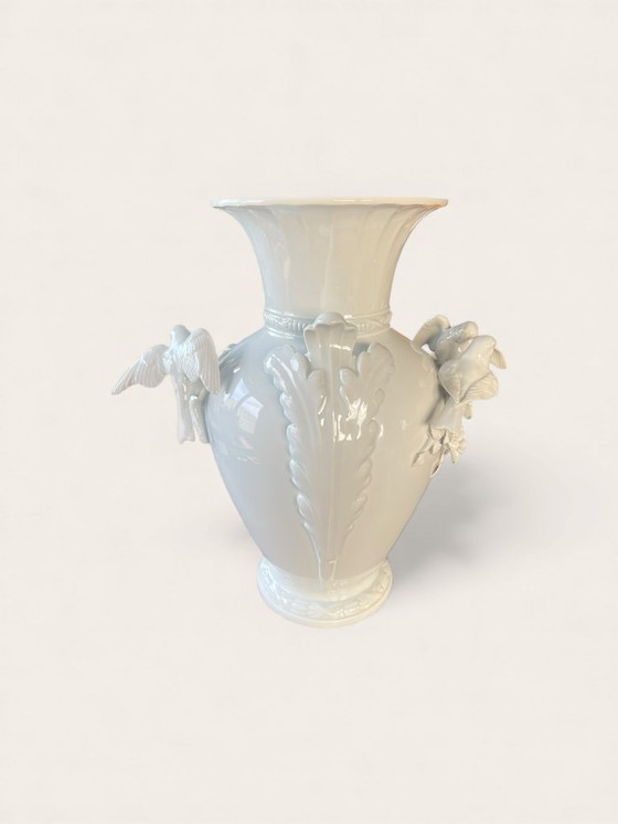 Image 1 of A.K. Kaiser porcelain vase with graceful handcrafted birds - courting blue tits - A masterpiece of porcelain art.