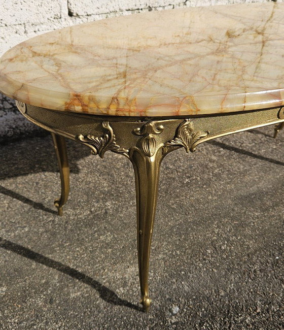 Image 1 of French Vintage oval Onyx Marble and Brass Coffee Table-Marble Cocktail Table-Lounge Table-Style Louis XV-60s