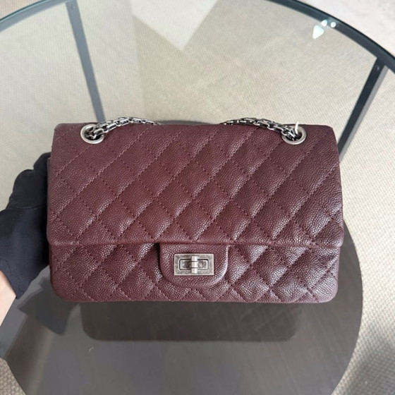 Image 1 of Chanel 2.55 Reissue 225 - 24CM Caviar trapuntato Borgogna Marrone Rutenio Hardware Argento Serie 16