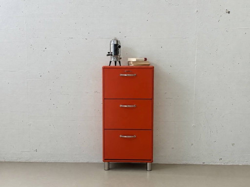 Tenzo Malibu Shoe Cabinet with 3 Flaps, Retro Design in Red, 1960s