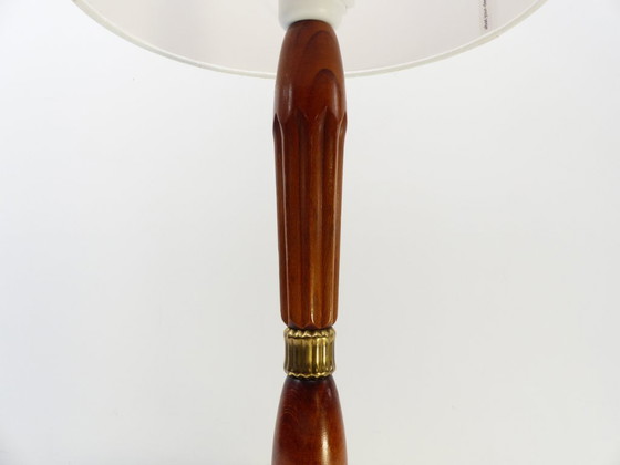 Scandinavian table lamp in aqua glass, wood and brass – attributed to Nybro Armaturfabrik, Sweden, 1960s (photo 3 of 8)