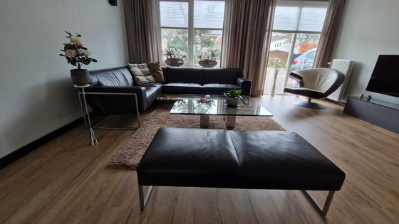 Image 1 of Leolux Ledersitzgruppe – Ecksofa, Hocker, Couchtisch, Teppich