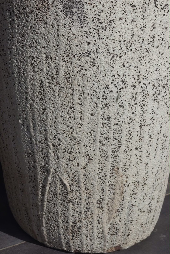 Monumental Handmade Terracotta Vases. – Sculpture, Ceramic (photo 9 of 10)
