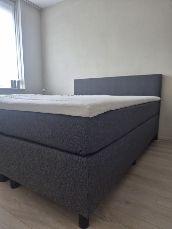 Image 1 of Boxspring 160x200 cream complete incl topper