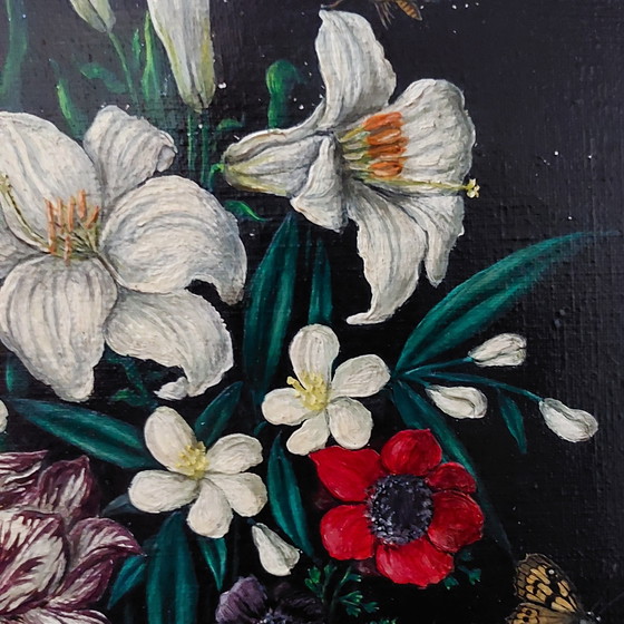 Image 1 of Natura morta con fiori, farfalle e conchiglie