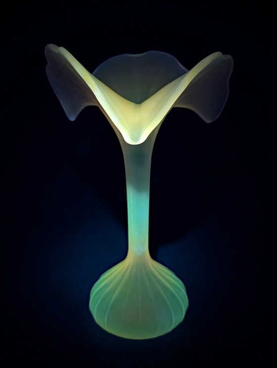 Image 1 of Jack in The Pulpit "Soliflore" Crystal (Leonardo Handarbeit 1980-1990) UV Reactive