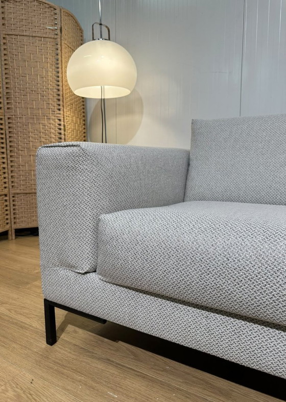 Nuovo modello disponibile in magazzino: divano angolare Aikon + garanzia. – Design on Stock, Divani angolari (photo 6 of 10)