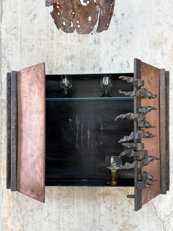 Brutalistischer Getränkeschrank – Copper, Other (photo 2 of 5)