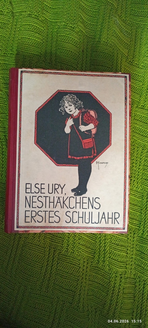Livre de première année d'école du plus jeune enfant d'Else Ury, style vintage rétro antique