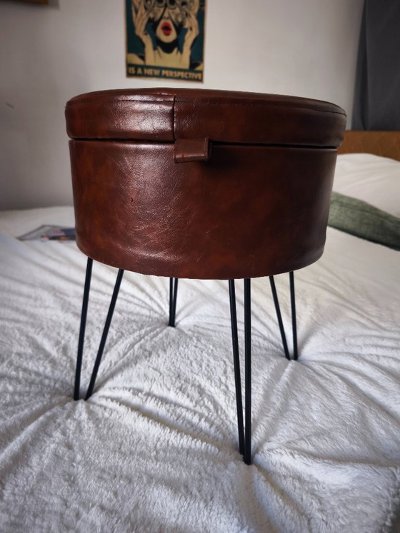 Image 1 of Tavolino/sgabello/comodino vintage anni '90 in stile retrò