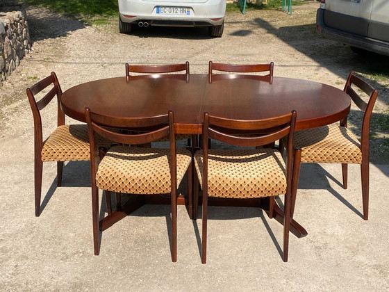 Image 1 of Baumann round oval extendable Scandinavian table in rosewood with 2 extensions, length 166 to 256cm, an60