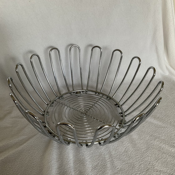 Image 1 of Obst- und Gemüsekorb aus Stahldraht