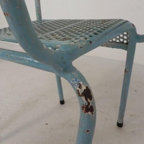 Image 1 of Juego de 2 sillas de jardín industriales de acero con reposabrazos, década de 1950.