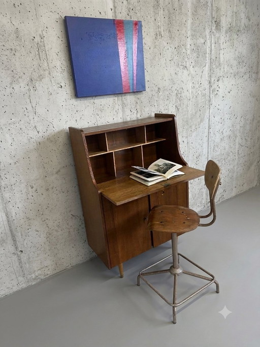 Bureau vintage des années 1960