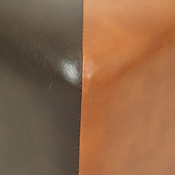 Image 1 of Sgabello quadrato Skai in ecopelle marrone cammello