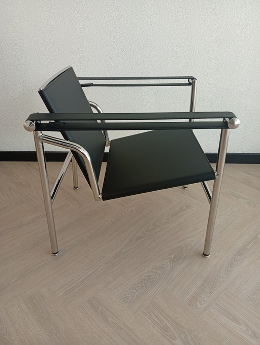 Black Le Corbusier Lc1 faux leather replica
