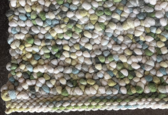 Image 1 of Brink en Campman Pebble carpet fresh green