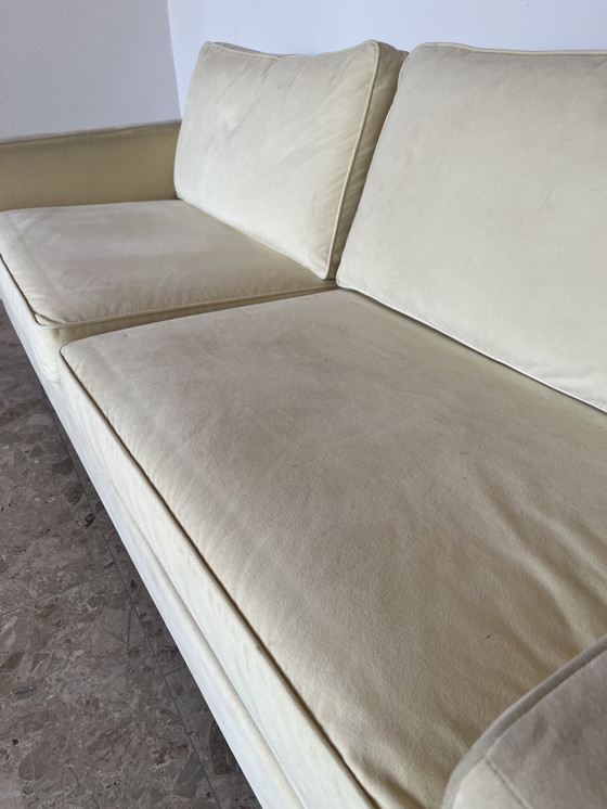 Image 1 of Canapé intemporel COR Conseta