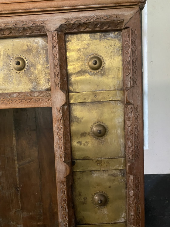 Mobile in Legno Unico con Dettagli in Ottone – Librerie, Wood, Brass (photo 3 of 5)